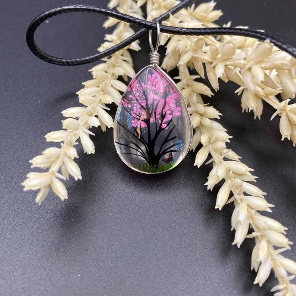Dried Flower Pendant Necklace